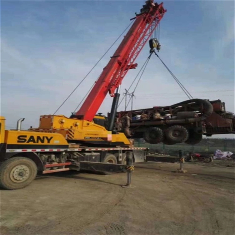 三台吊车出租的常见用途有哪些